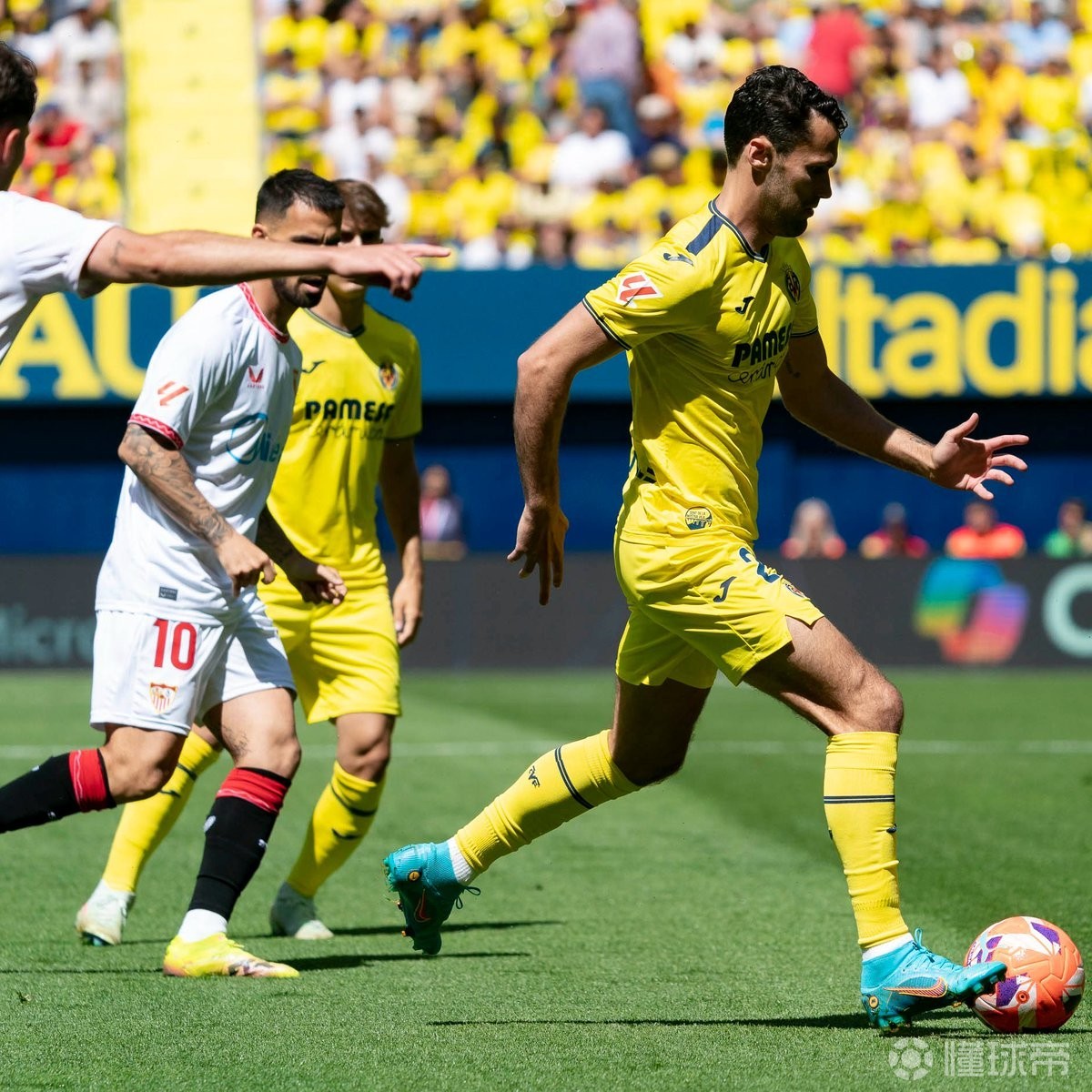 咪咕娱乐 -包含比利亚雷亚尔发布备战花絮，关键战复出首秀，意甲任务艰巨，控场能力成焦点的词条