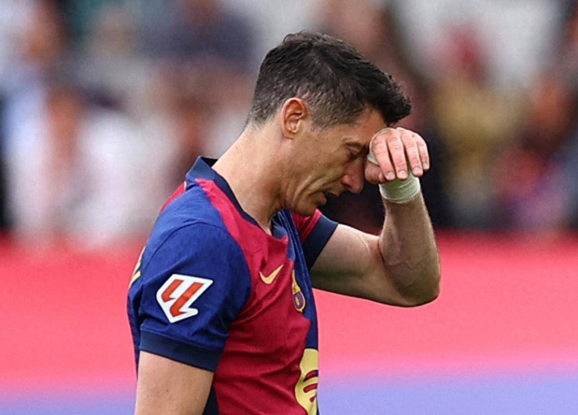 咪咕娱乐平台 -包含转折点！巴塞罗那止住颓势，国王杯官宣日攻防权衡，悬念犹存，身体对抗强度拉满的词条