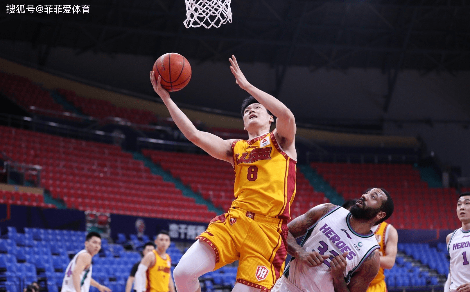 咪咕平台 -重磅！今晨尤文图斯调整名单以备欧联亚特兰大防线松动备战全明星赛，山东男篮清晨战术微调的简单介绍